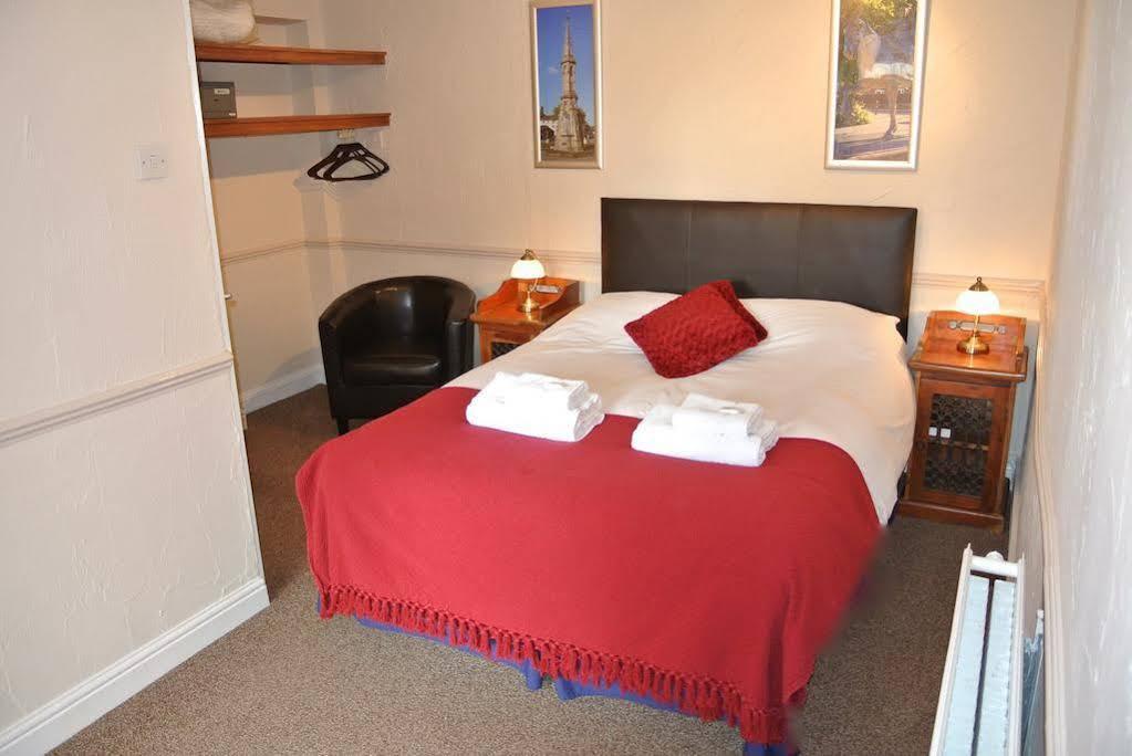 Fairlawns Guest House Банбъри Екстериор снимка