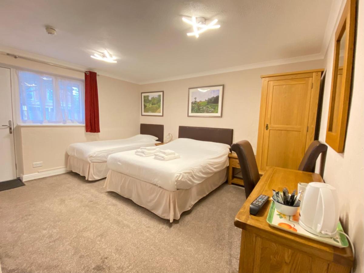 Fairlawns Guest House Банбъри Екстериор снимка
