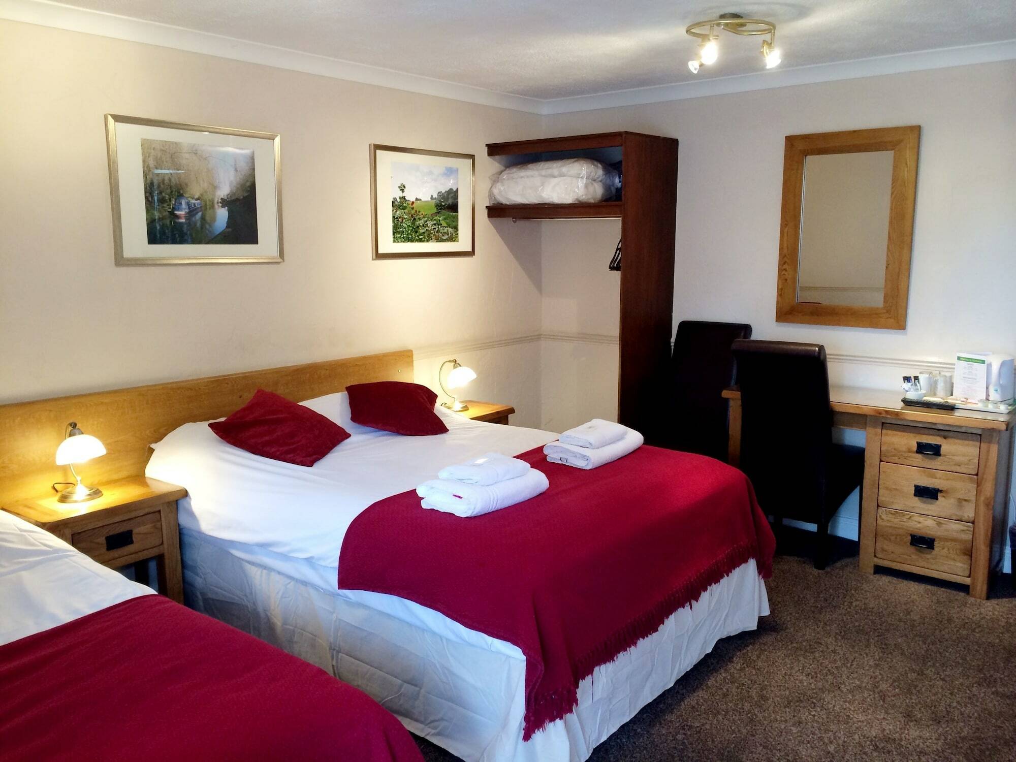 Fairlawns Guest House Банбъри Екстериор снимка